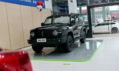 探店日記丨售價(jià)17.58萬起,訂單排到明年3月的坦克300能否讓W(xué)EY扭轉(zhuǎn)局勢?